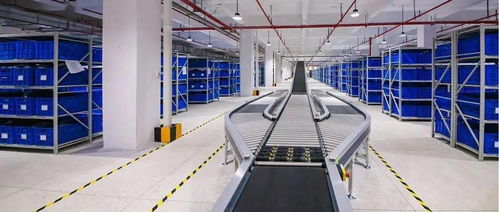 江蘇首個(gè)校服智能化倉(cāng)儲(chǔ)物流綜合體正式投用，開(kāi)啟“智慧校服”新時(shí)代